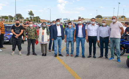 Uşak’ın ilk motomezatı renkli görüntülere sahne oldu